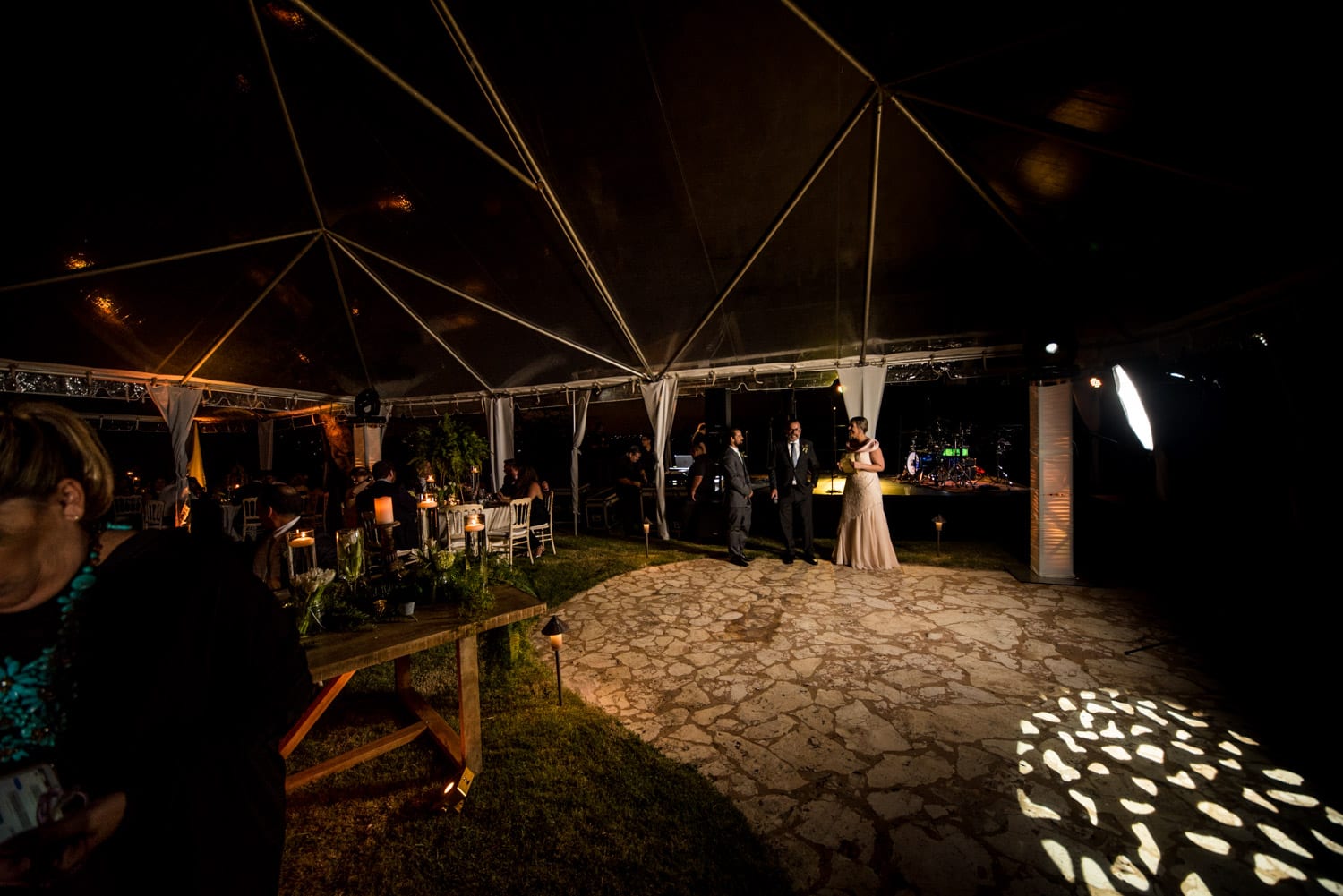 Wedding lighting technique using a softbox